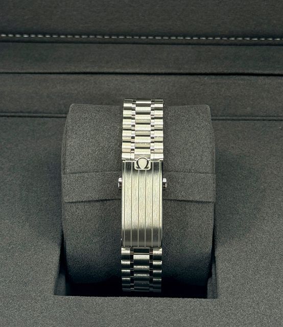 Omega Speedmaster Moonwatch Professional 310.30.42.50.04.001 Image 3